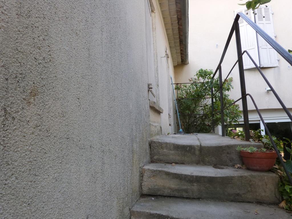 Petit Studio Le Pigeonnier A 5 Mn De Lourmarin Puyvert Exterior foto